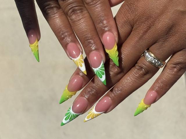 Nail art by Tania