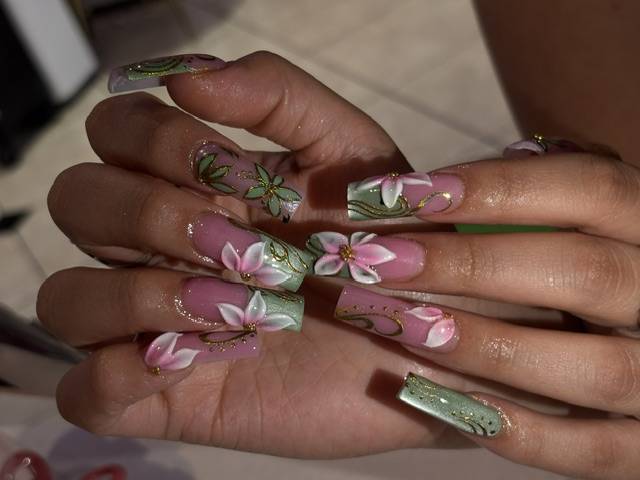Nail art by Tania