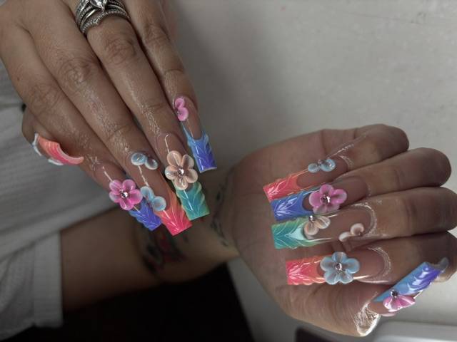 Nail art by Tania