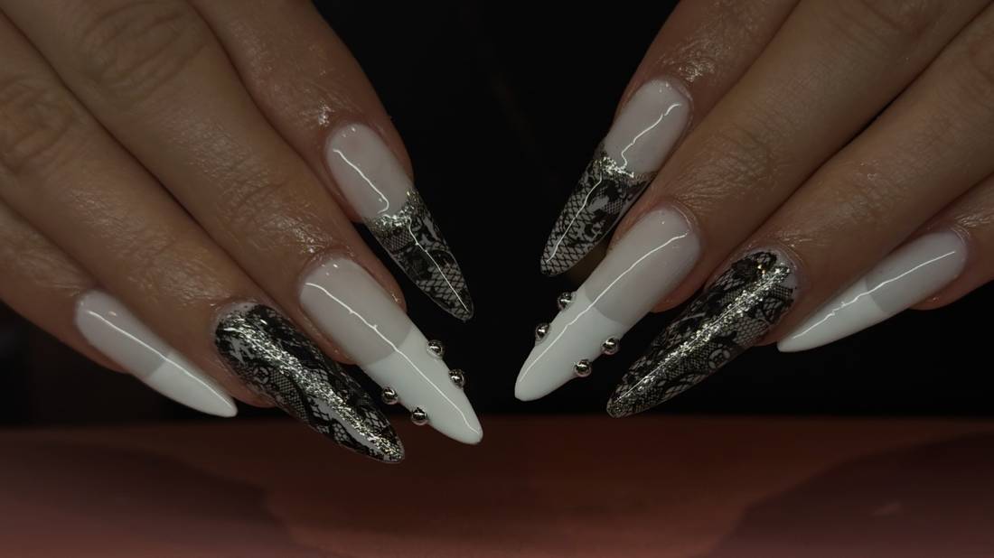 Nail art by Ava